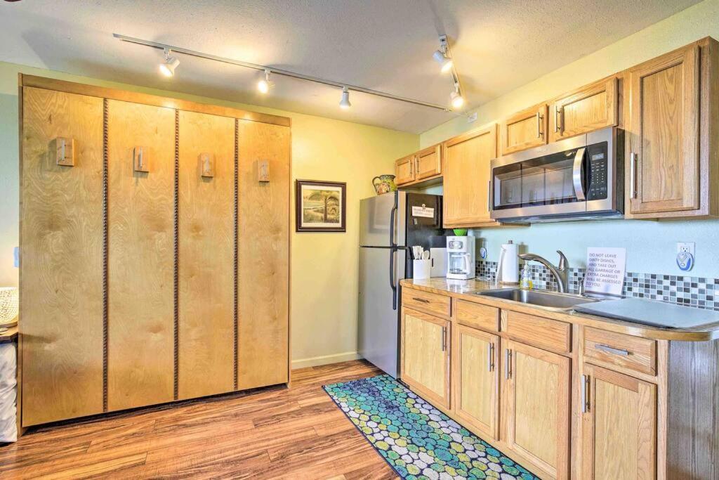 Spring Rates Book Now - Islander Condos Kailua-Kona Exterior photo